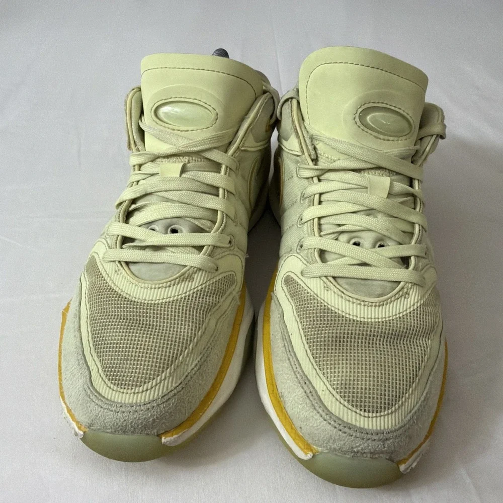 Nike Air Zoom GT Hustle 2 Athletic Sneakers Men's 8 Frozen‎ Yellow Lace-Up Gym
